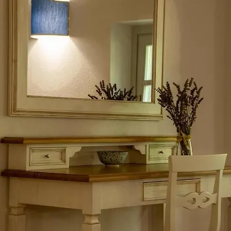 Lucarella With Pool, Air Con - *